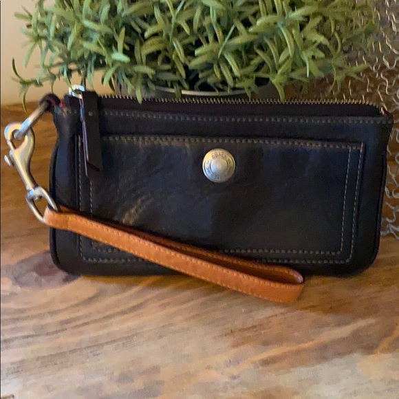 Coach Leather Wristlet-Black - Picture 3 of 7
